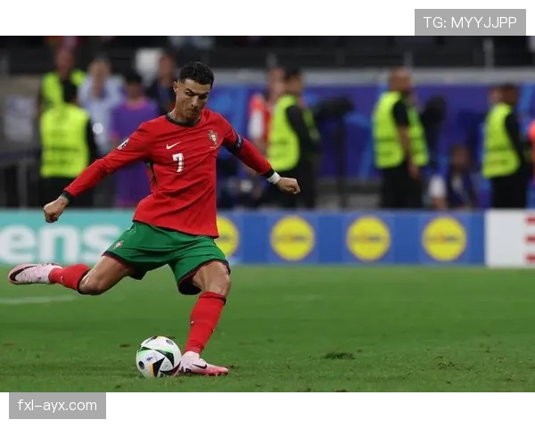 Vini 本赛季表现稳健，能否挑战C罗历史进球纪录引关注