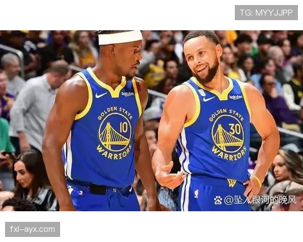 库里挡拆牵制约基奇 比上季更能拉开空间提升外线效率